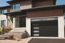 Maison avec garage de style contemporain